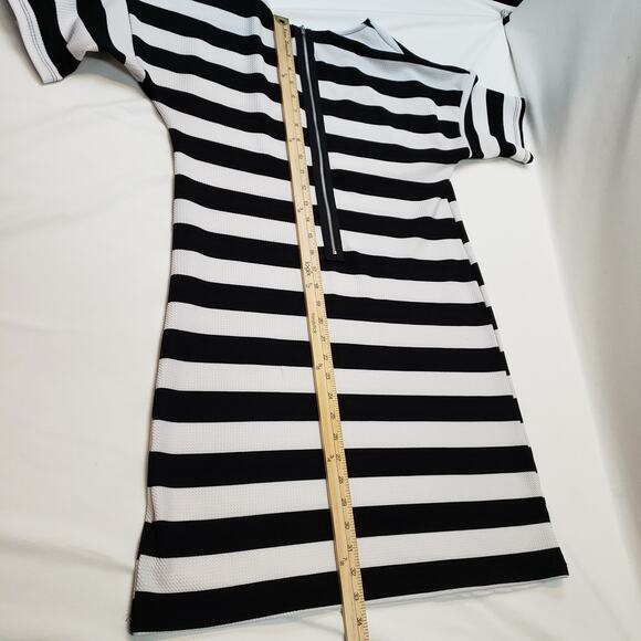 Painted Threads Dress Womens Large Midi Black White Short Sleeve Striped Pad7919 - Picture 5 of 10